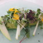 Rest. El merendero de Antonio Martin, Canelón de aguacate, atún rojo, manzana verde y tobiko