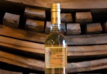 TIO PEPE TRES PALMAS EL VINO DE JEREZ DE LOS 100 PUNTOS