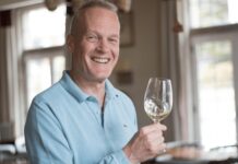 TIM ATKIN RECONOCE LA EXCELENCIA DE LOS VINOS DE LA DO RÍAS BAIXAS