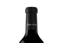 JEAN LEON LANZA SU AÑADA 2017 DE VINYA LA SCALA