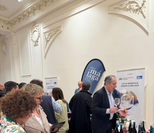 LAS BODEGAS MALAGUEÑAS OFRECEN UNA CATA MARIDAJE, PATROCINADA POR LA DIPUTACIÓN DE MÁLAGA – ‘SABOR A MÁLAGA – EL SABOR QUE NOS UNE’, CON PLATOS DE GASTRONOMÍA LOCAL