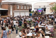Raíces Ibéricas reúne a cerca de mil de personas en una fiesta de la vendimia que aúna celebración popular y proyección internacional