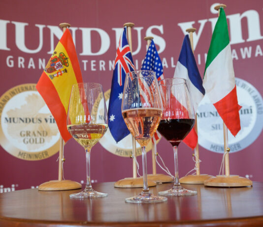 LA DO CARIÑENA TRIUNFA EN MUNDUS VINI