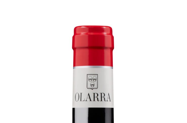 BODEGAS OLARRA PRESENTA SU TINTO CRIANZA 2022
